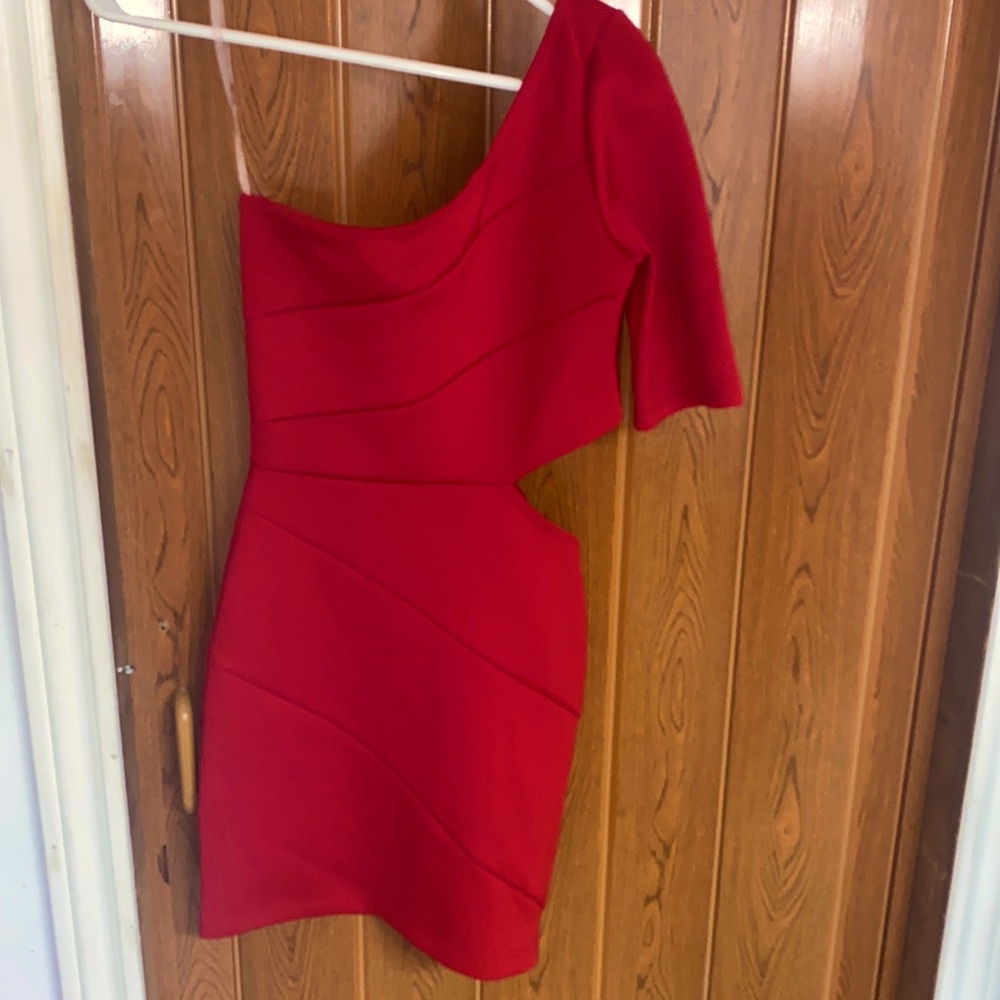 Vintage Red cute ladies dress. Off the shoulder open side for a flattering look.